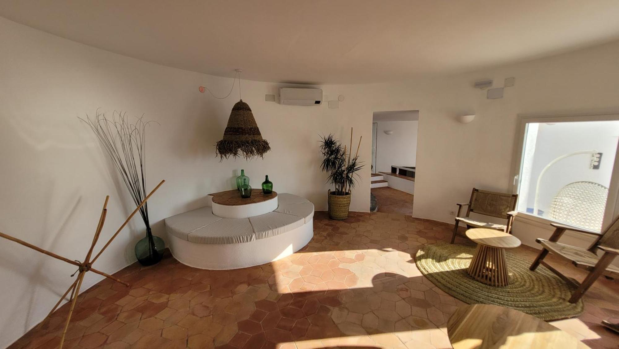 Agi Castell Mar Apartment Roses