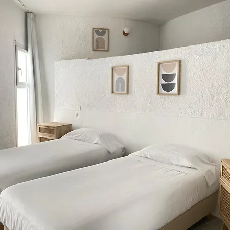 Agi Castell Mar Apartment Roses Exterior photo