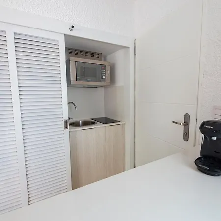 Agi Castell Mar Apartment Roses Exterior photo